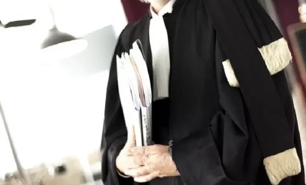 كم راتب المحامية في السعودية 1447