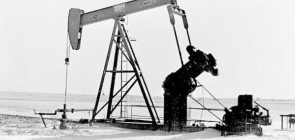  متى تم اكتشاف النفط في السعوديه