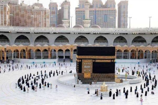 كيفية العمرة بالتفصيل طريقة العمرة