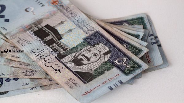 متوسط دخل الفرد في السعودية 1447 وأدنى راتب للوظائف الحكومية والخاصة