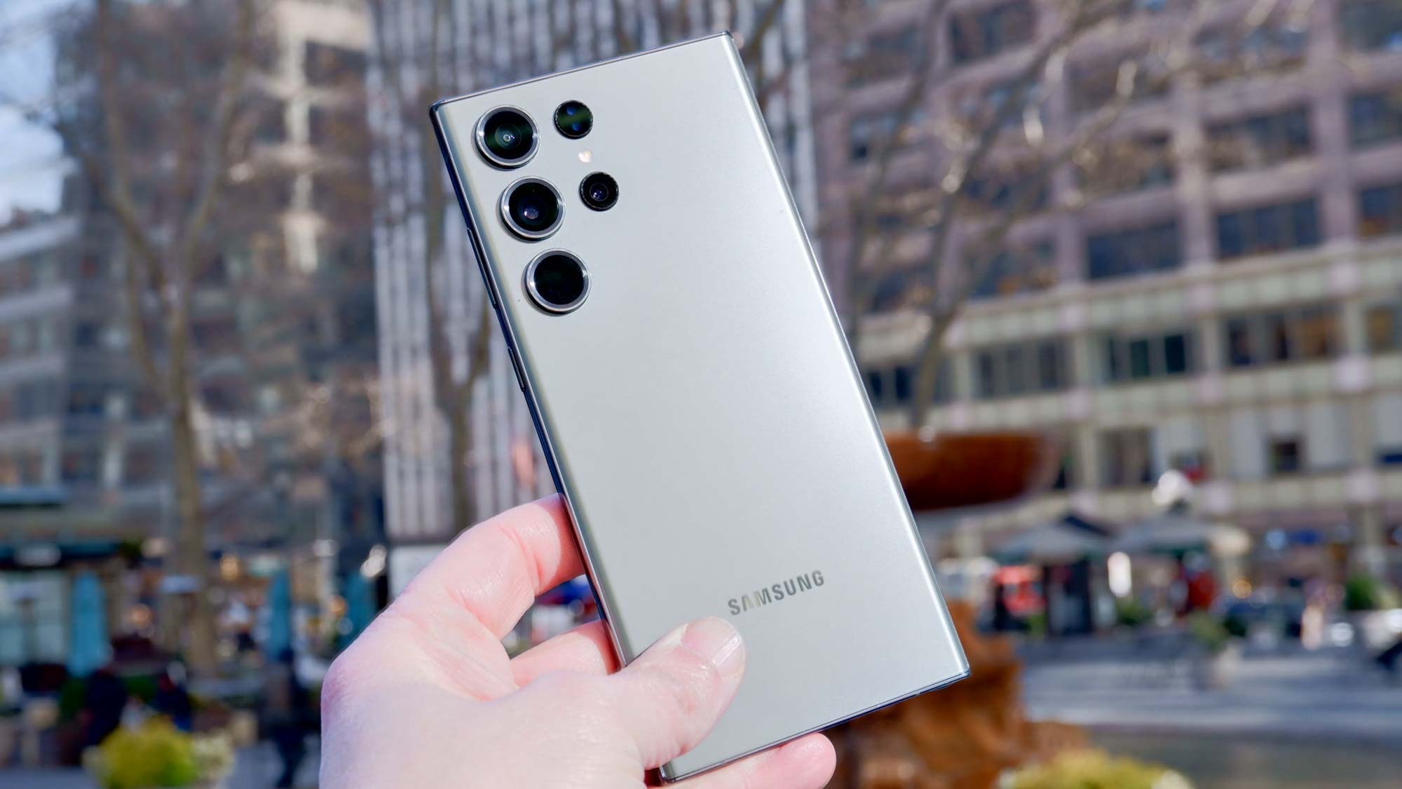 الآن بسعر مميز في السعودية .. احصل على جوال Galaxy S23 Ultra 5G بمواصفات خيالية