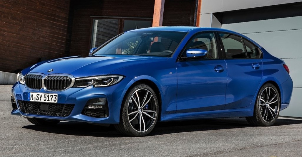 بإطلالة أنيقة .. سيارة بي إم دبليو 320i 2025 بمواصفات خيالية وسعر مميز