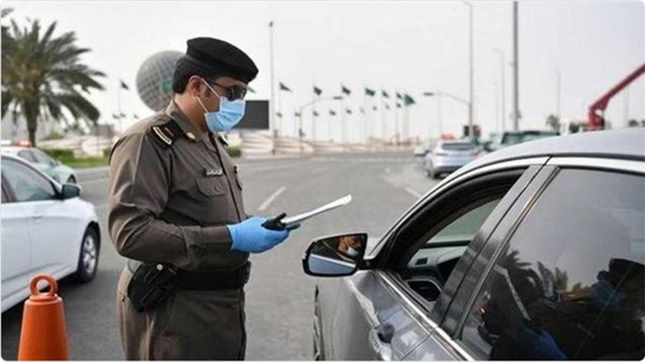 عاجل رسميًا: تخفيض المخالفات المرورية في السعودية 2025 أبشر وهذا موعد بدء الخدمة