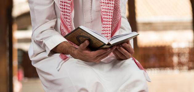 دعاء الاستخارة للزّواج قبل النوم : اللهم اكتب لي الخير، وارزقني أفضل مما استحق