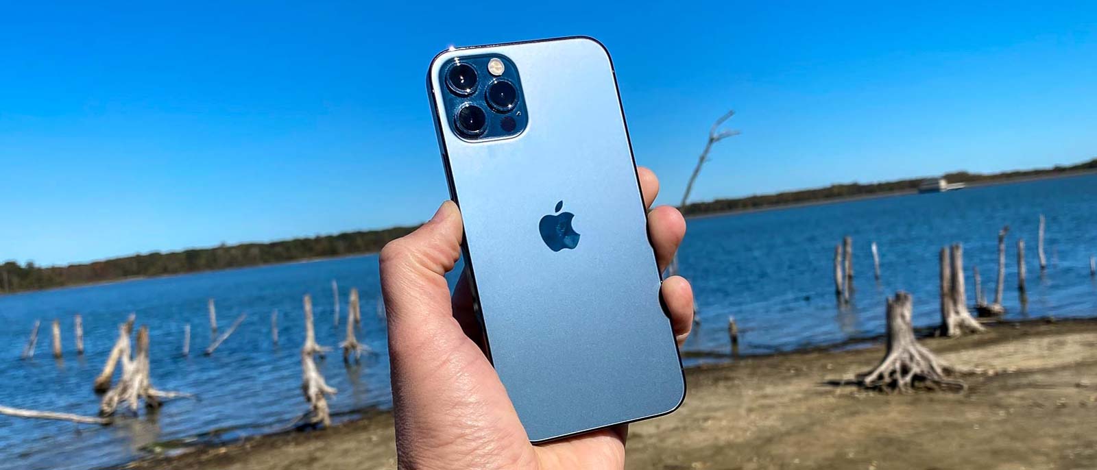 الهاتف المقاوم للماء والغبار .. تعرف على مزايا ومواصفات هاتف iPhone 12 Pro