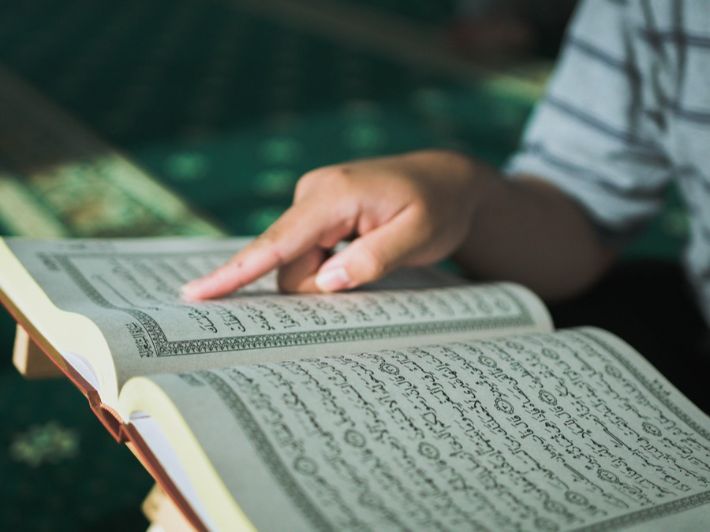 أبرز آيات قرآنية عن الكذب