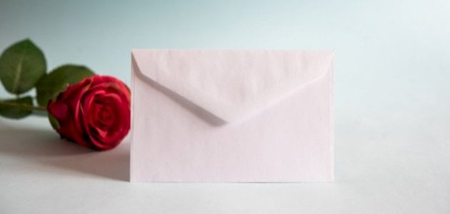 أجمل رسائل الاعتذار للحبيب : لا يوجد أجمل من قلبك الطيب الذي سيتقبل اعتذاري الآن.