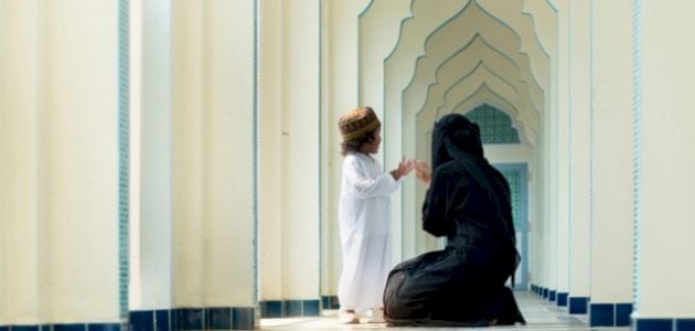 ما هو أفضل دعاء للأبناء : اللهم يا رب العالمين لك القوة والسلطان ولا يعسر لك أمر، ليس لي سواك ألجا إليه أطلب معونتك لأبنائي لتكون أنت مصدر قوتهم