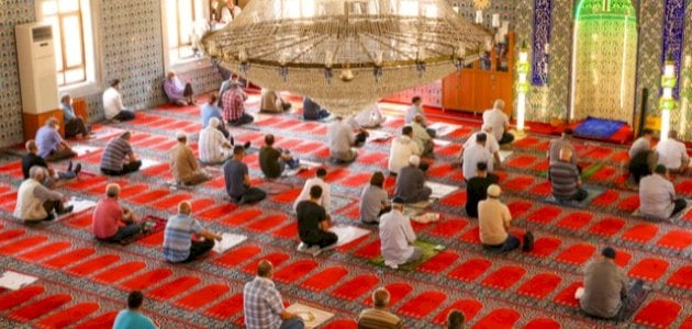 أفضل دعاء يقال يوم الجمعة 2025 دعاء جميل للجمعة : اللهم يا كاشف الغم يا فارج الهم ارحمني برحمتك
