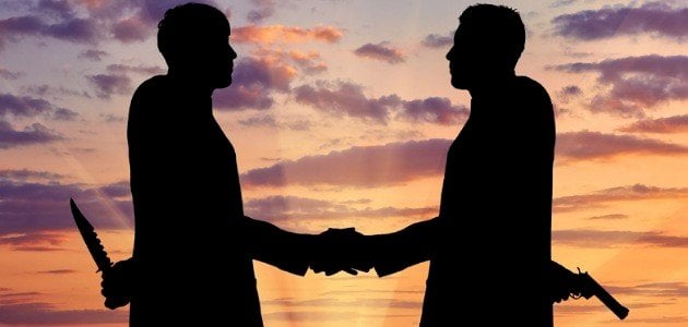 مجموعة أقوال مأثورة عن النفاق وأجمل ما قيل في النفاق : أن هذا العصر الحديث يحتاج إلى كمية كبيرة من النفاق حتى يرضى الناس وهذا شيء مؤسف