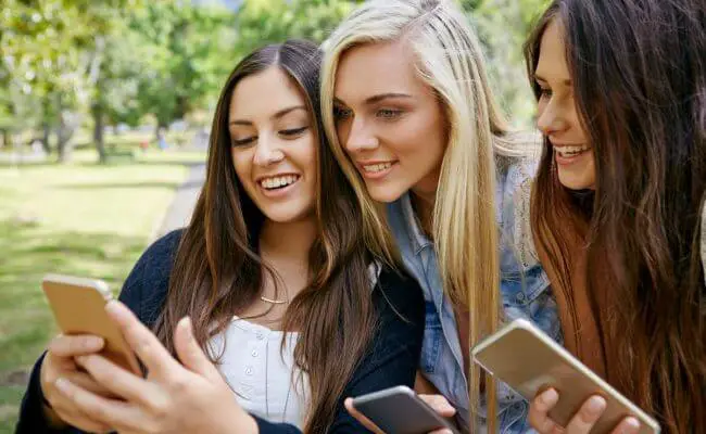 اسماء قروبات بنات فيس بوك مميزة .. أسماء قروبات بنات بالانجليزي