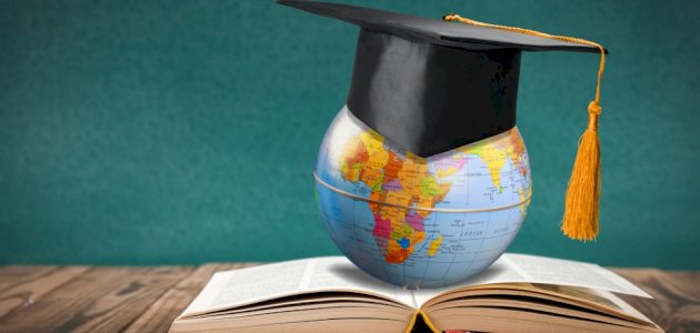 تعبير إنشائي عن العلم كامل العناصر وجاهز للطباعة شامل المقدمه و الخاتمه