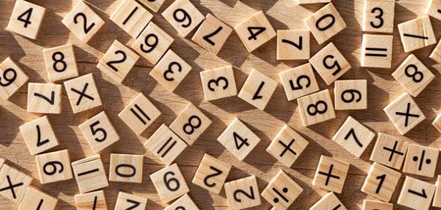 الغاز للاطفال رياضيات جديدة .. شيء لا يتحرك إلا إذا ضربته على رأسه؟