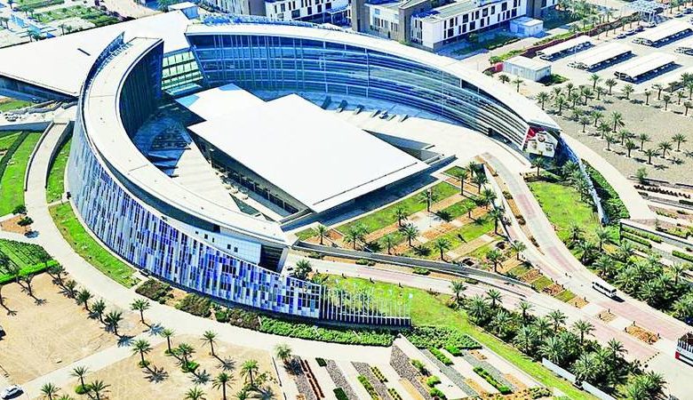 الإمارات تستدعي كل من يتمتع بهذه الخبرات للتقديم على هذه الوظائف الشاغرة بها وهذه شروط ومتطلبات التقديم كاملة