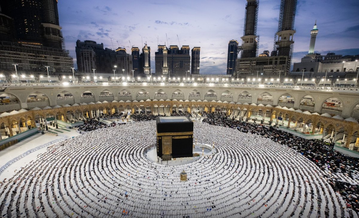 رسميًا .. اطلاق بطاقة نسك لحجاج إندونيسيا عبر وزارة الحج والعمرة السعودية