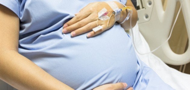 مجموعة خطوات لتسهيل الولادة وفتح الرحم .. تجربتي لفتح الرحم وتسريع الطلق بالقرفصاء