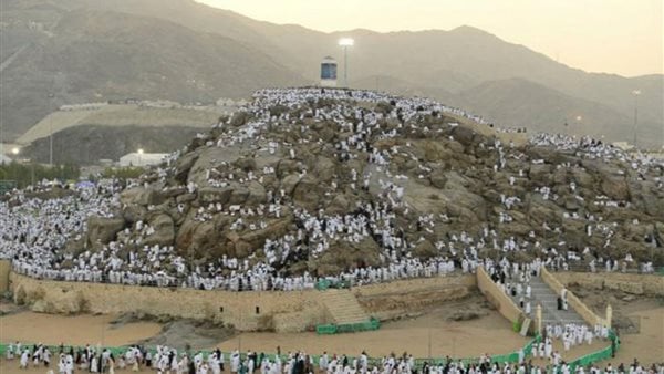 أبرز المعلومات عن جبل الرحمة والفرق بينه وبين جبل عرفات