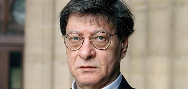 مجموعة من أجمل قصائد محمود درويش .. حول محمود درويش