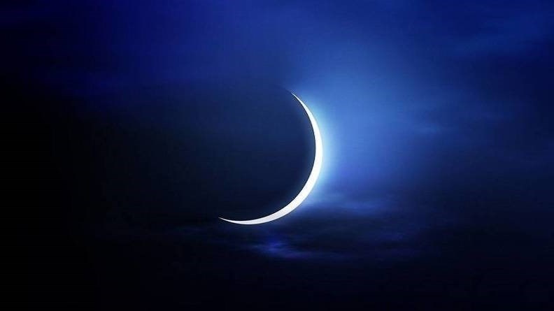 كيف يولد الهلال؟ وعند الاكتمال ماذا يُسمى؟