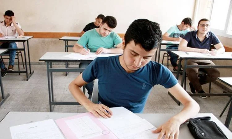 للشعبتين العلمي والأدبي .. تحميل جدول ثانوية عامة وطريقة الاستعلام عن رقم الجلوس إلكترونيًا