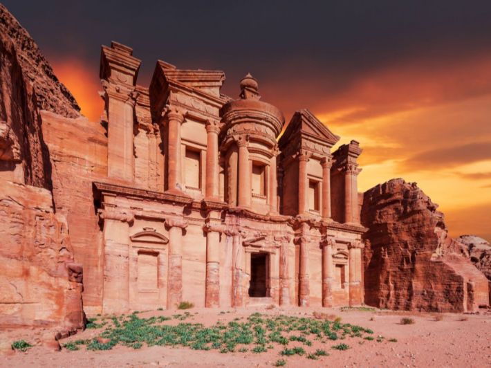 معلومات عن الأنباط جديدة .. الفئات التي تنقسم إليها الشعب