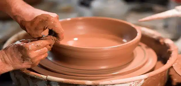 ما هي مكونات طين الفخار .. أهمية استخدام الطين
