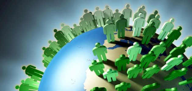 ما هي العوامل المؤثرة في توزيع السكان وكيف يمكن التحكم في التوزيع