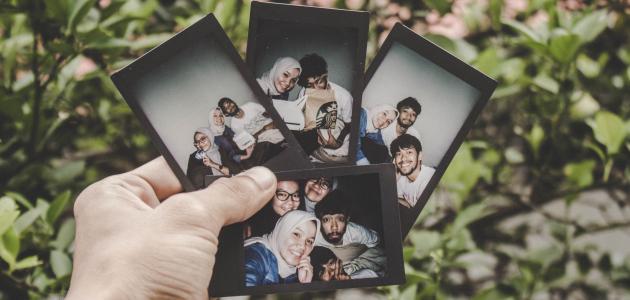 شعر عن فراق الأصدقاء 2025 قصيدة وداع مبكية : الوداع لا يُعني أبدًا الفراق إلى الأبد ولكنها كلمة يتم استخدامها لوصف شيء مُحدد بشكل فعلي