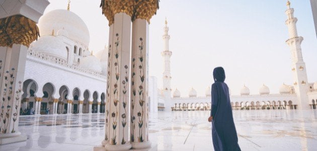 هل يجوز للحائض دخول الحرم وشرب ماء زمزم
