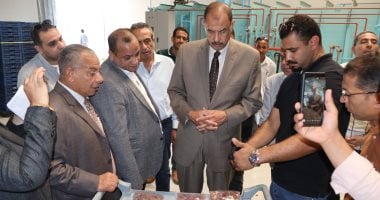 محافظ سوهاج يتفقد المصانع وأعمال التوسعات في المنطقة الصناعية