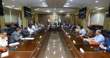 محافظ كفر الشيخ يبدأ حصر وتصنيف الوحدات المؤجرة جغرافياً وخدمياً