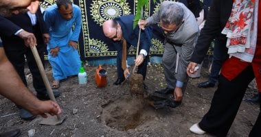 محافظ كفر الشيخ يطلق حملة لزراعة الأشجار المثمرة في مصر