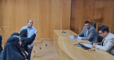 نائب محافظ الأقصر يستقبل 39 طلباً خلال اللقاء المفتوح اليوم