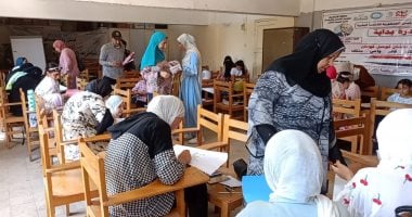75 فنانًا يتألقون في النهائي لمسابقة الرسم الفوري بكفر الشيخ